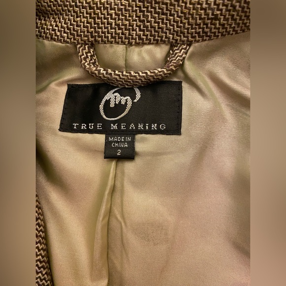 Beautiful blazer with great attention to detail - Picture 4 of 9